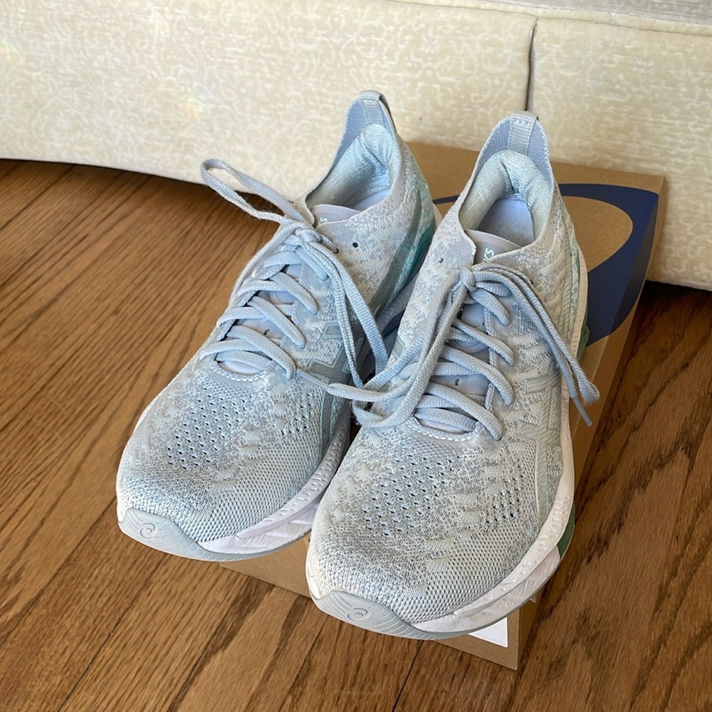 ASICS Women’s Gel Kinsei Blast 8.5 EUC Athletic Jogging Shoes Sneakers